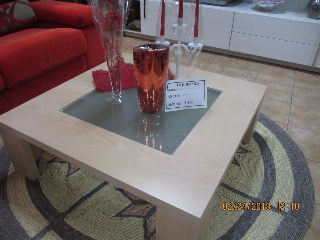 mesa fija cuadrada